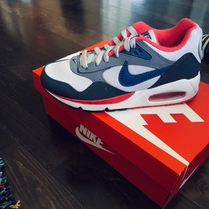 Brand New with box! Nike AirMax correlate